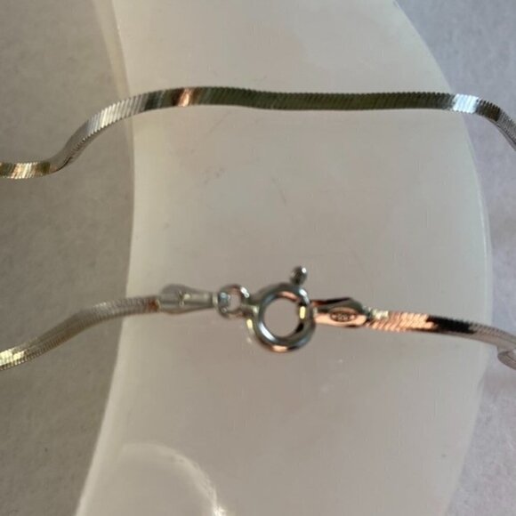 Sterling Silver 925 Italy 30" Three Sided Triangular Snake Chain Necklace 10.16g - Picture 9 of 15